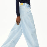 ARMEDANGELS - AALTHEA Barrel Jeans • barrea - Hose - ROSA ECK