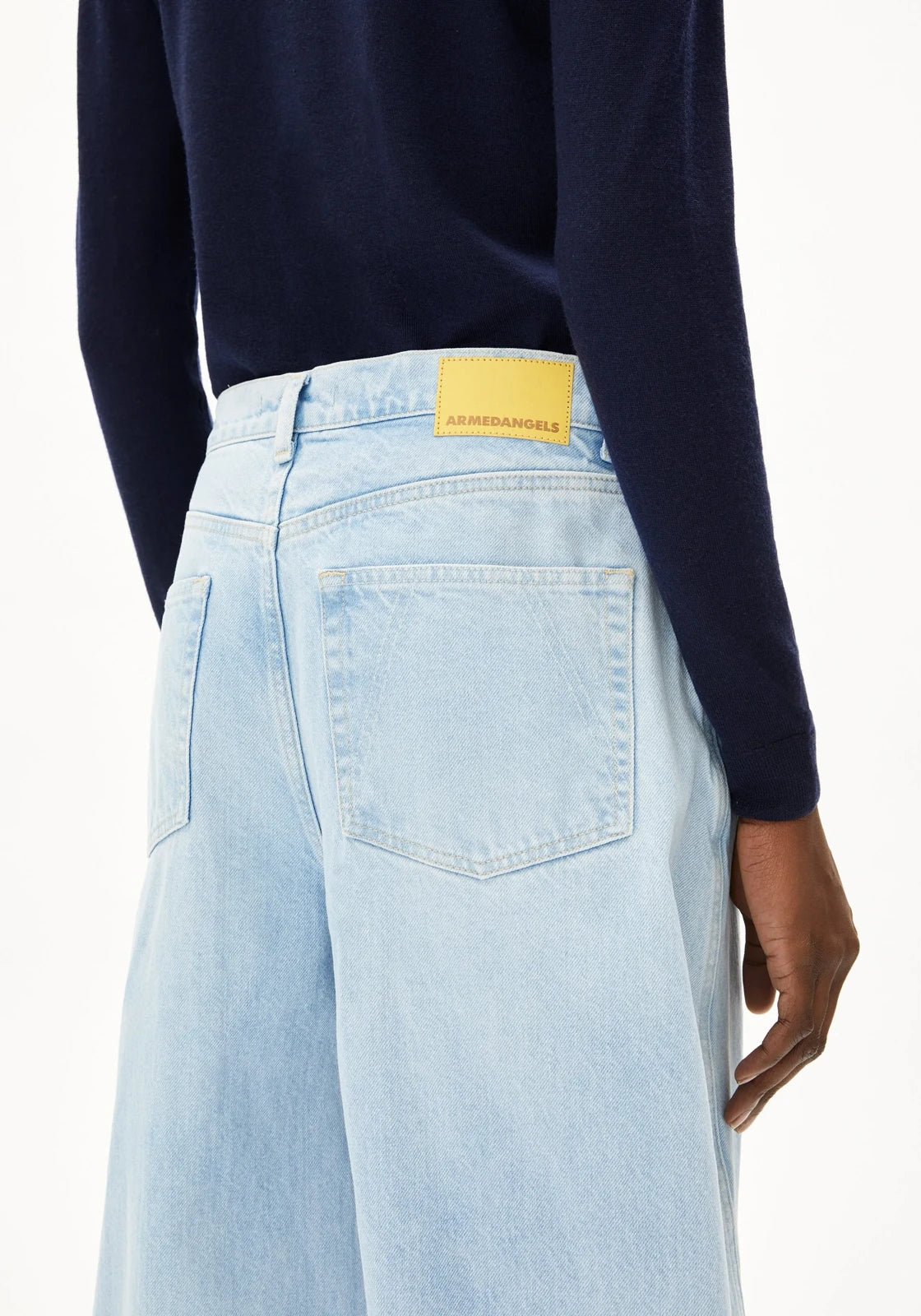 ARMEDANGELS - AALTHEA Barrel Jeans • barrea - Hose - ROSA ECK