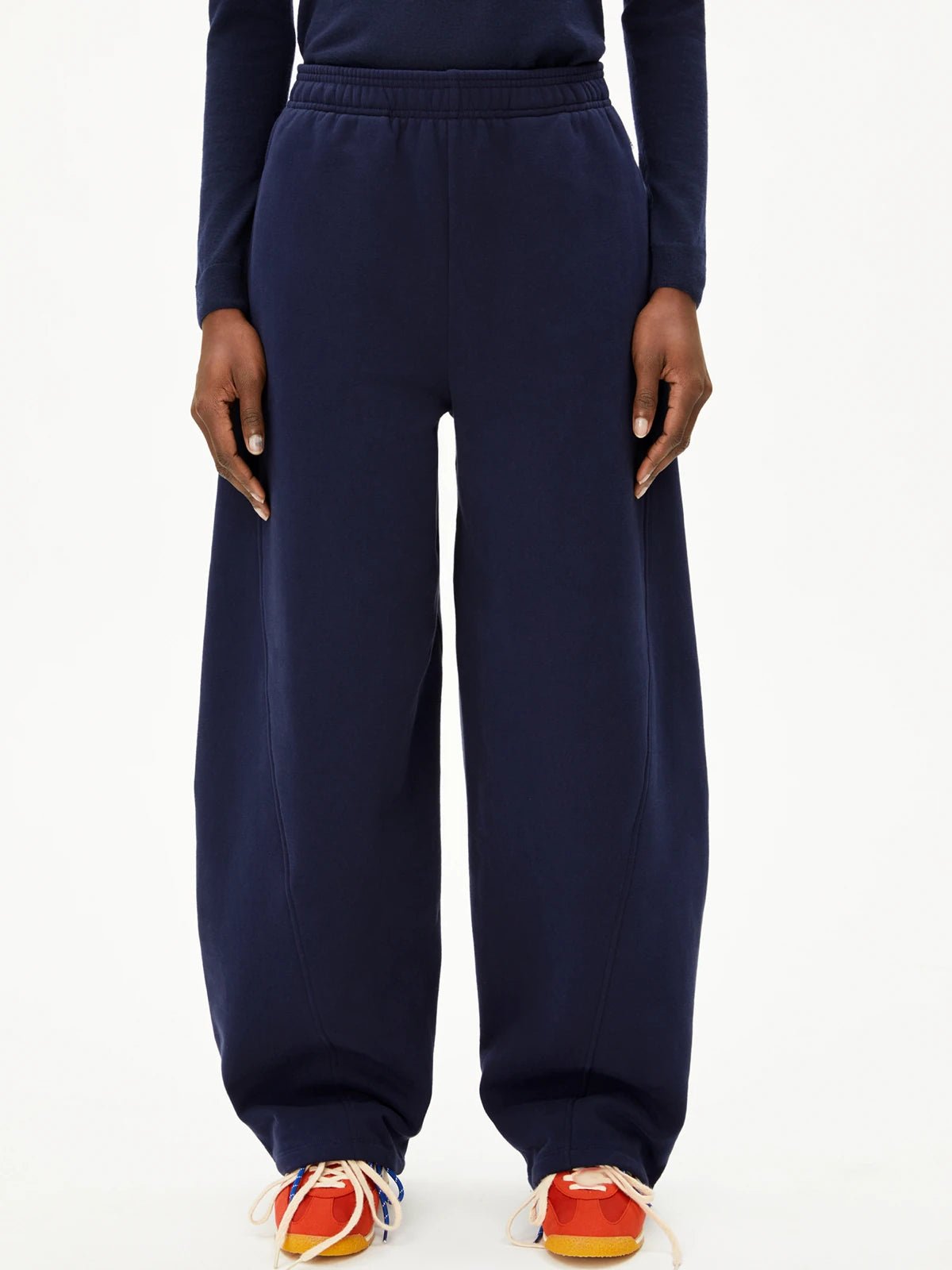 ARMEDANGELS - BELLAISAA Sweatpants • tinted navy - Hose - ROSA ECK