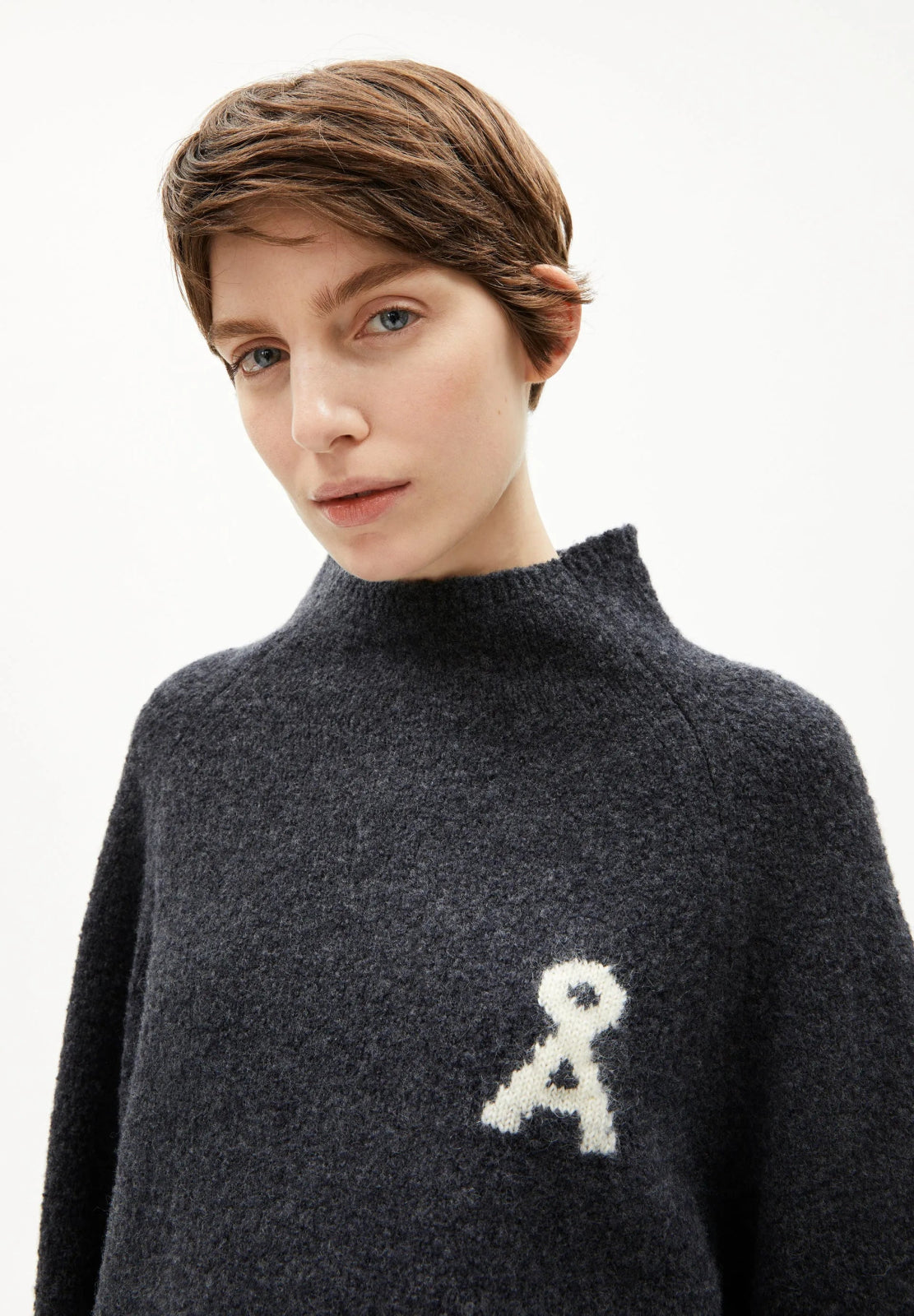 ARMEDANGELS - ICONIC Å RAMONAA BOUCLÉ Strickjacke • Steel Melange Oatmilk - Cardigan - ROSA ECK