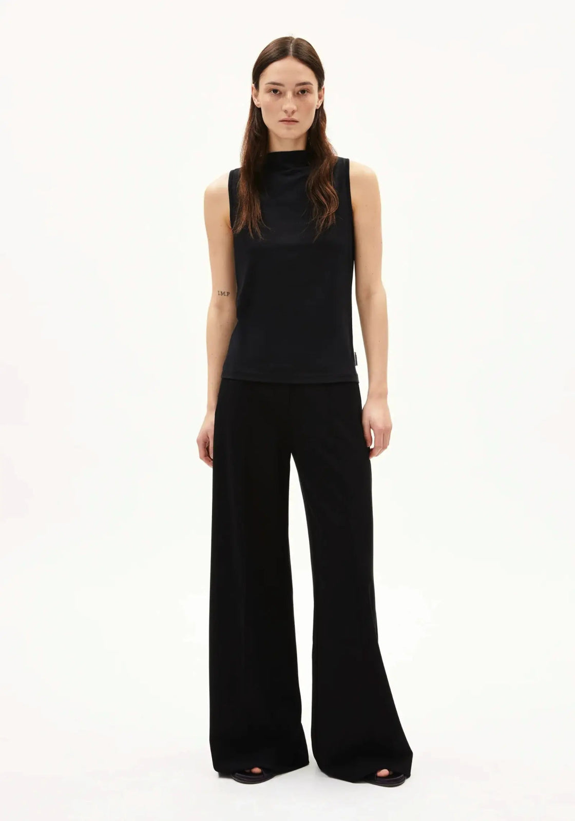 ARMEDANGELS - LAMINIAA Top • black - ROSA ECK Concept Store