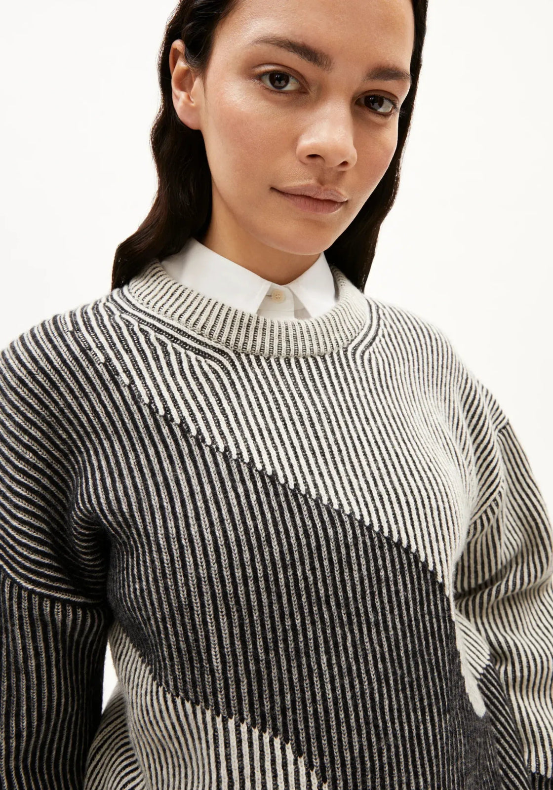 ARMEDANGELS - MAYRAA VANISE Strickpullover • black - off white - ROSA ECK Concept Store