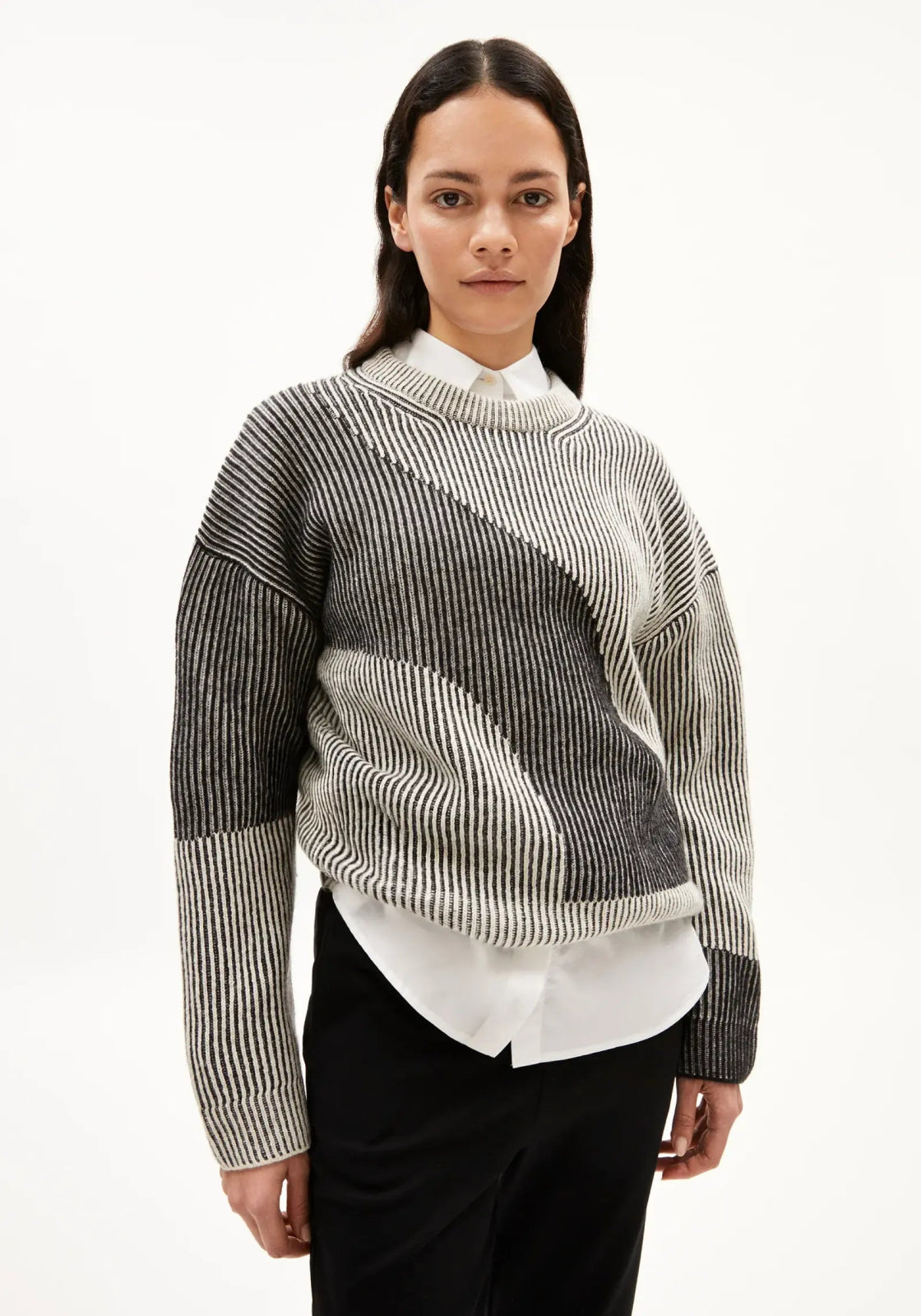 ARMEDANGELS - MAYRAA VANISE Strickpullover • black - off white - ROSA ECK Concept Store