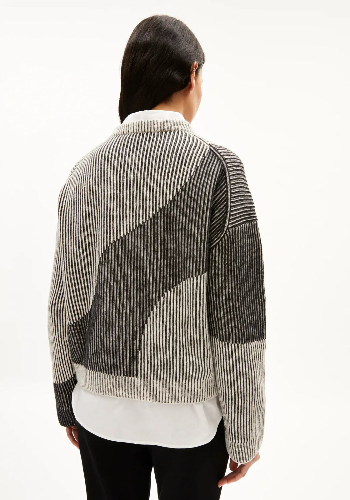 ARMEDANGELS - MAYRAA VANISE Strickpullover • black - off white - ROSA ECK Concept Store