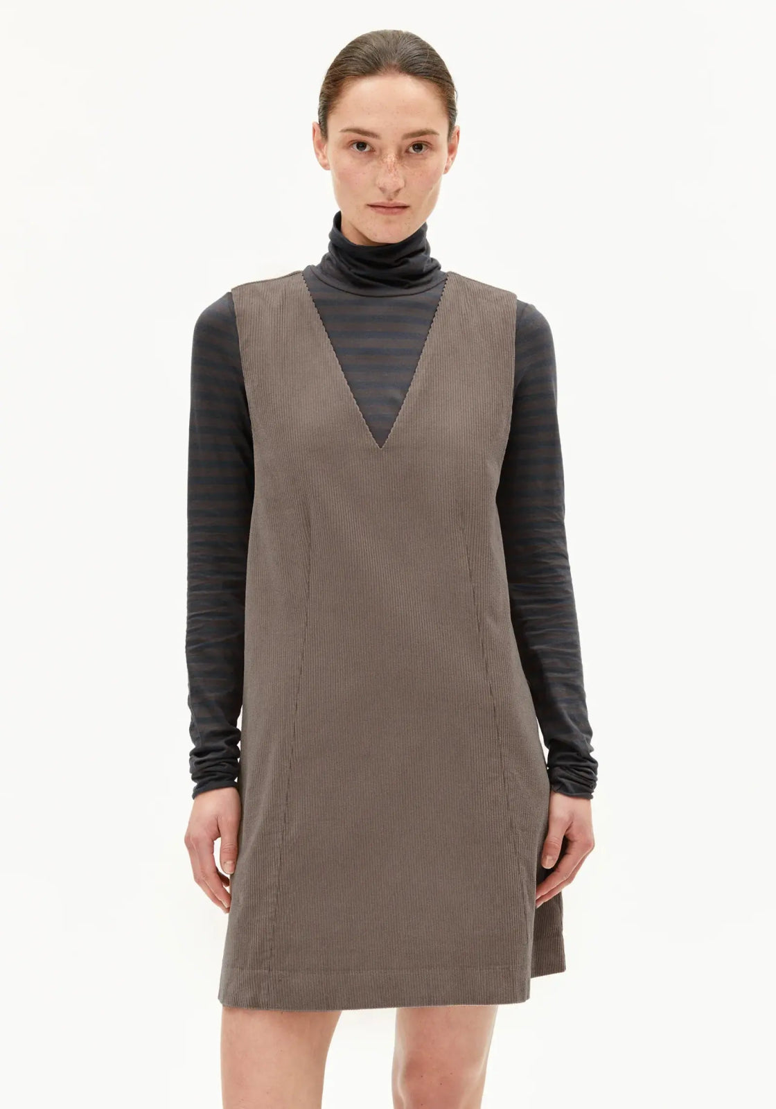 ARMEDANGELS - PINAAFO CORDUROY Kleid • walnut cream - ROSA ECK Concept Store
