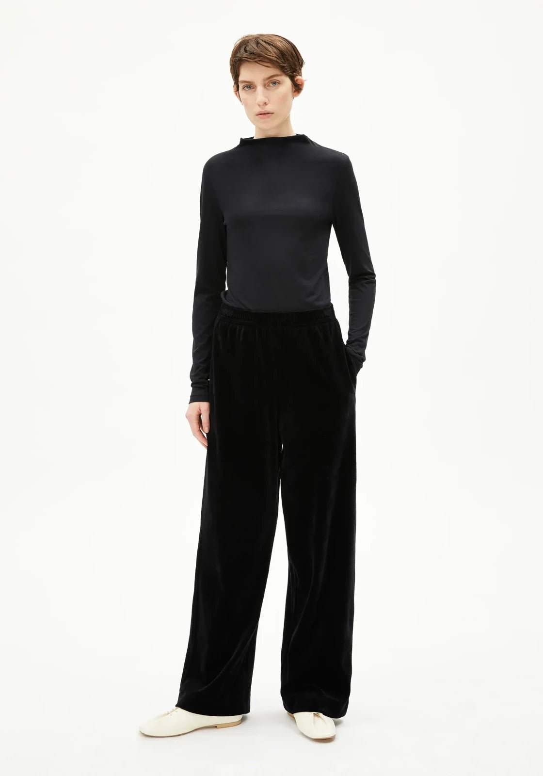 ARMEDANGELS - VATINAA VELVET Hose • black - Hose - ROSA ECK