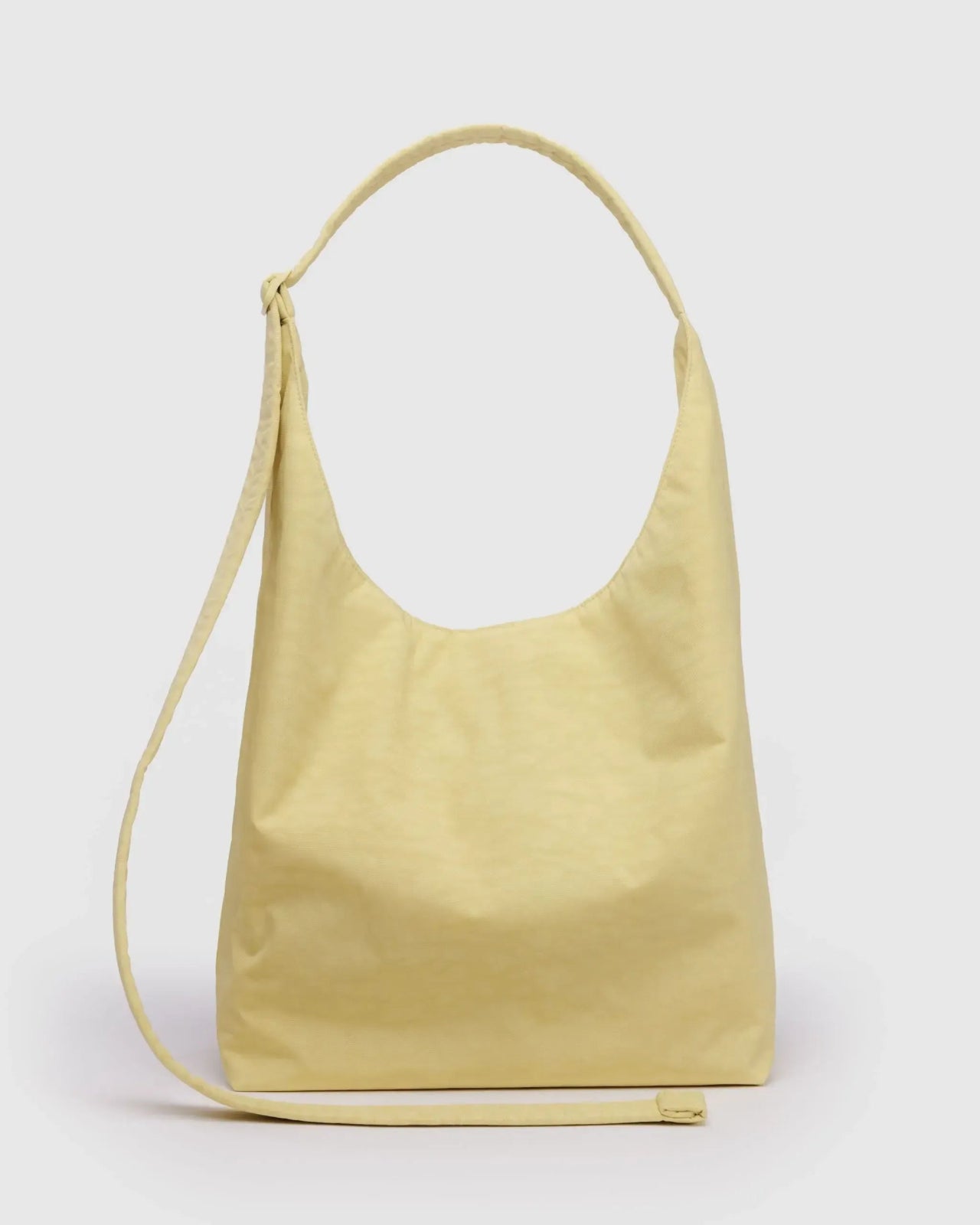 BAGGU - LARGE NYLON SLING Umhängetasche • Butter - Umhängetasche - ROSA ECK Concept Store