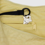 BAGGU - MEDIUM NYLON CRESCENT BAG Schultertasche • Butter - Umhängetasche - ROSA ECK Concept Store