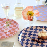 BLU KAT - CHECKER Serviertablett (⌀ 31 cm) | Indigo/Mandel - ROSA ECK - Blau, Lila,