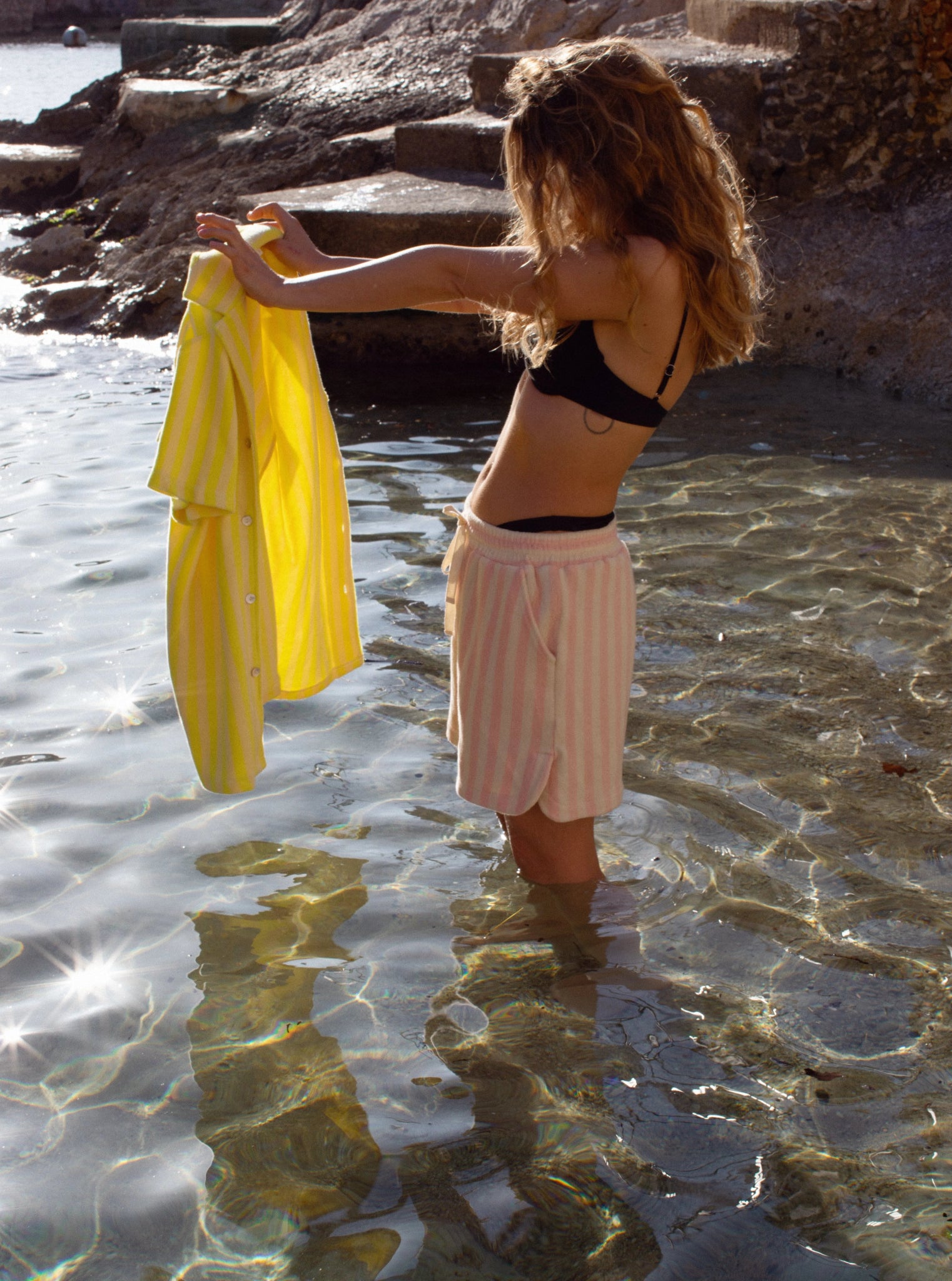 BONGUSTA - NARAM Shorts | tropical & creme - Short - ROSA ECK -