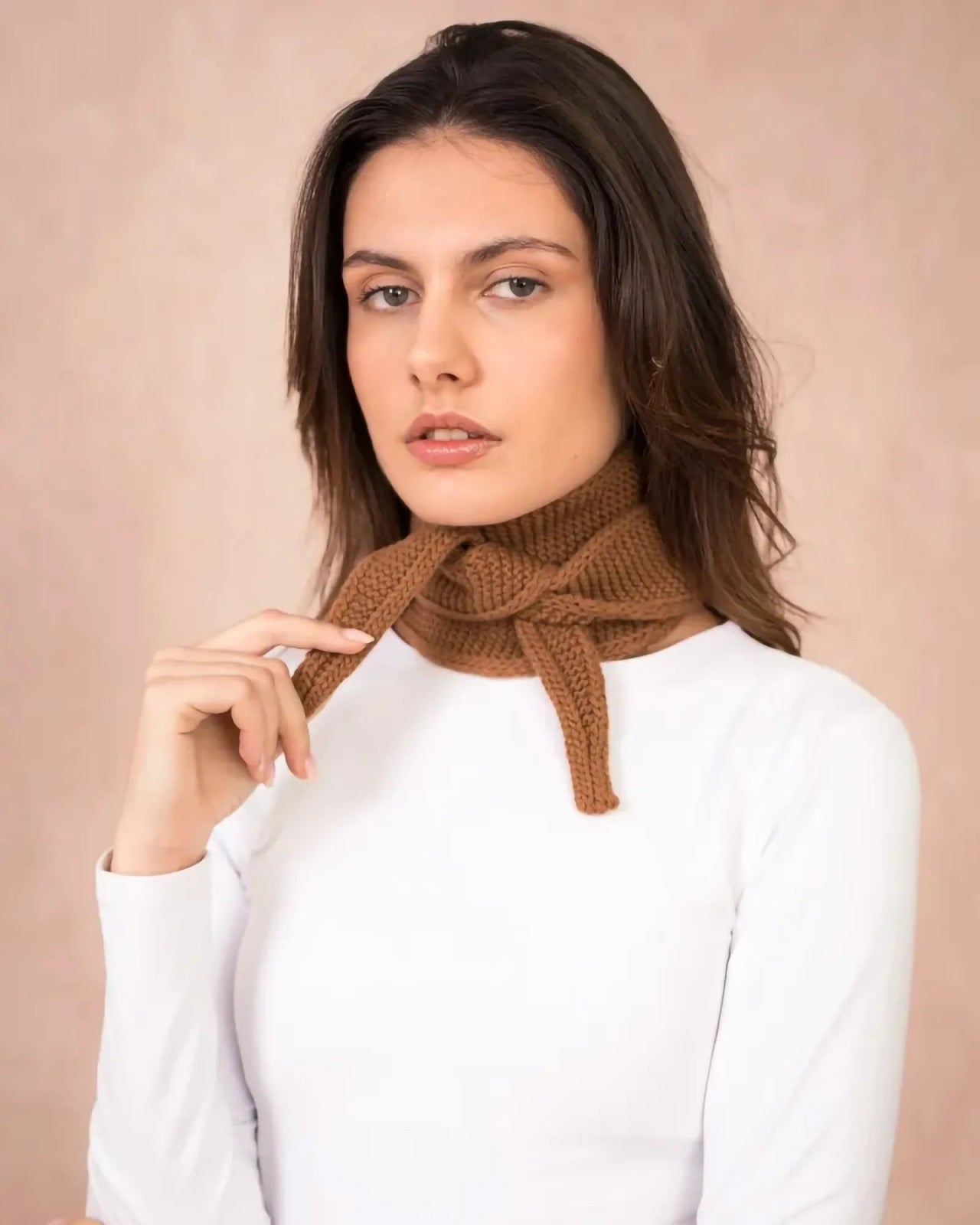 Calie Paris - Kleiner Strickschal • Braun - Schal - ROSA ECK