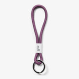 Copenhagen Design - PANTONE Schlüsselanhänger Kurz | Violet 519 - Schlüsselanhänger - ROSA ECK -