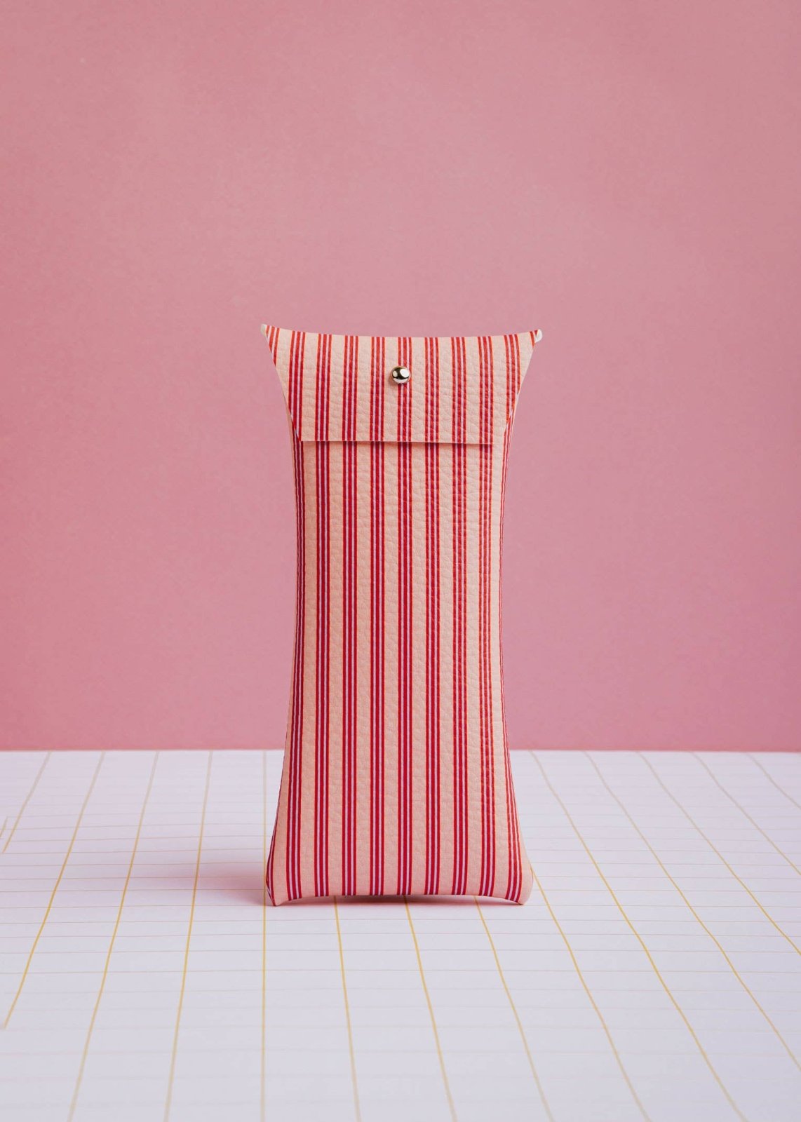 ECKE - Brillenetui • Rot mit Streifen - Brillen - Etui - ROSA ECK