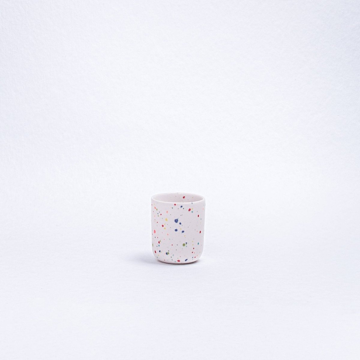 Egg Back Home - NEW PARTY Espressotasse/Eierbecher (Ø 5 cm) Gelb - ROSA ECK - Gelb, ,