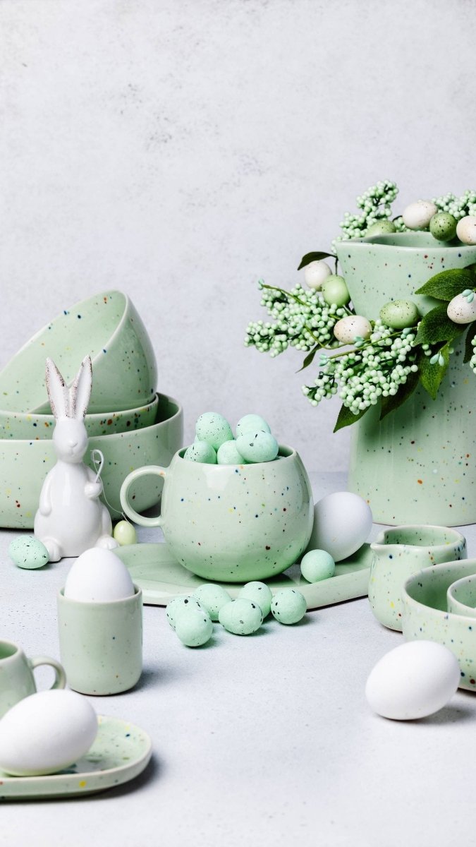 Egg Back Home - NEW PARTY Tasse (500 ml) Grün - ROSA ECK - Grün, ,