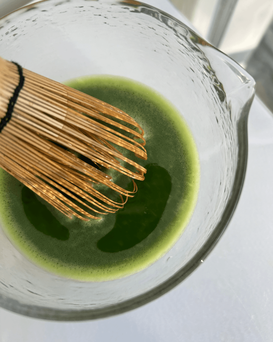 Health Bar - CHASEN Matcha Besen aus goldenem Bambus - ROSA ECK - , ,