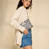 Hindbag - EMA Handtasche mit Reisverschluss | Leopard Ecru - Beutel - ROSA ECK Concept Store