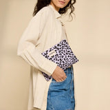Hindbag - EMA Handtasche mit Reisverschluss | Leopard Lilas - ROSA ECK Concept Store