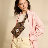 Hindbag - HARRY Umhängetasche • Leopard Zimt - Tasche - ROSA ECK Concept Store
