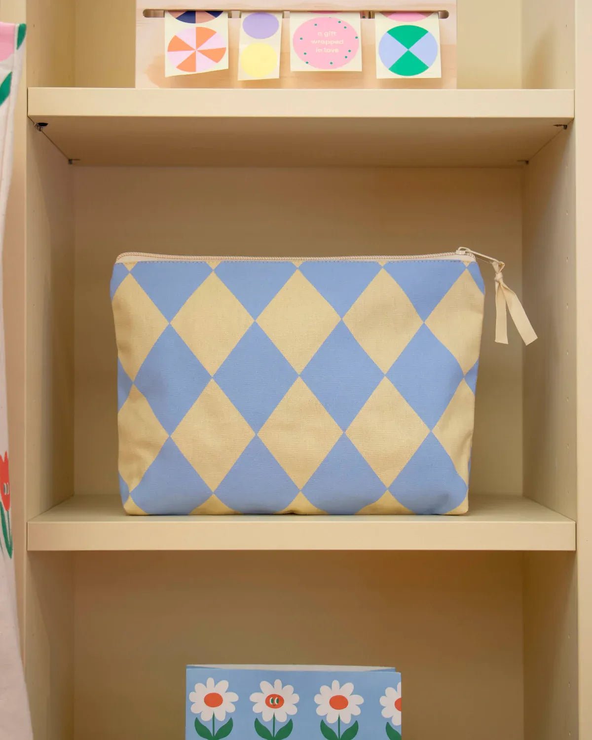 Kado Design - Karierter Kulturbeutel | vanilla + ice blue - ROSA ECK Concept Store