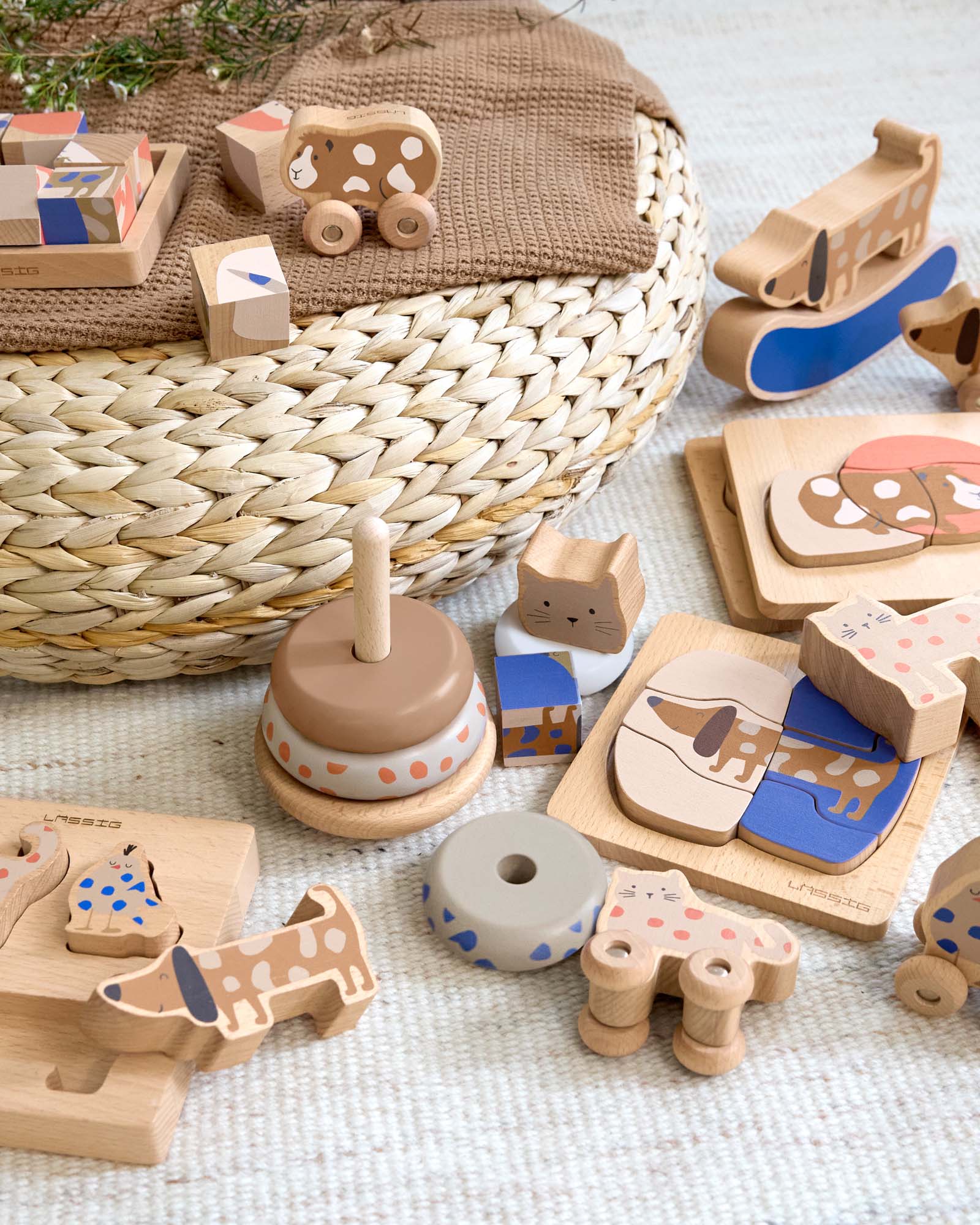 Lässig - LITTLE MATEYS Stapelspielzeug aus Holz - Spielzeug - ROSA ECK - Hund, Katze,