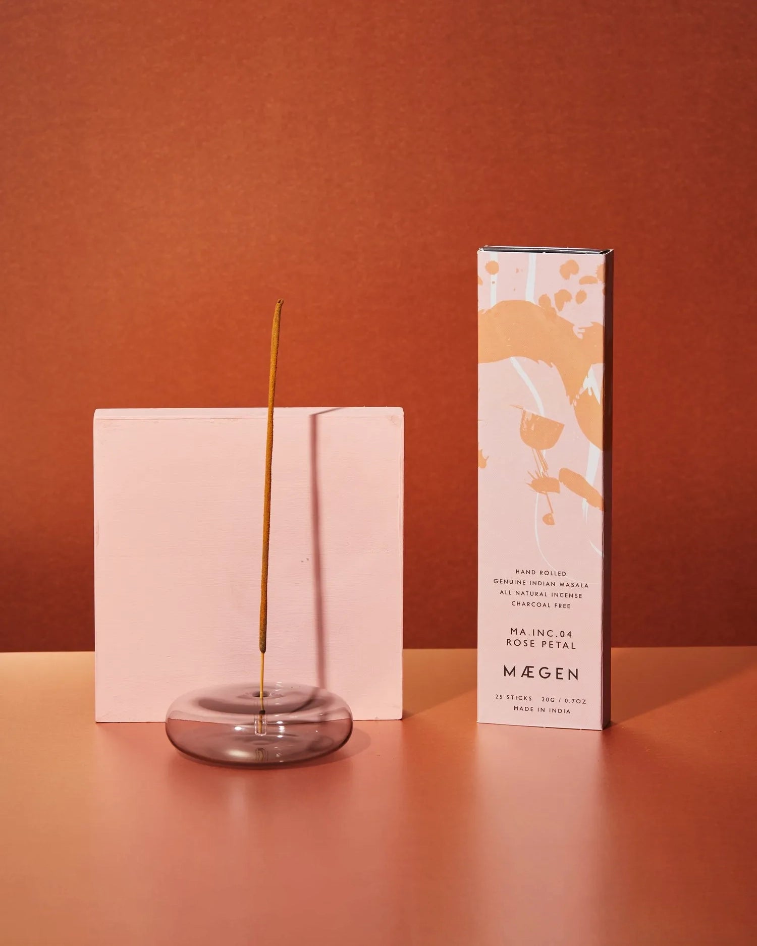 MAEGEN - ROSA PETAL Räucherstäbchen (25 Stück) - Räucherstäbchen - ROSA ECK Concept Store