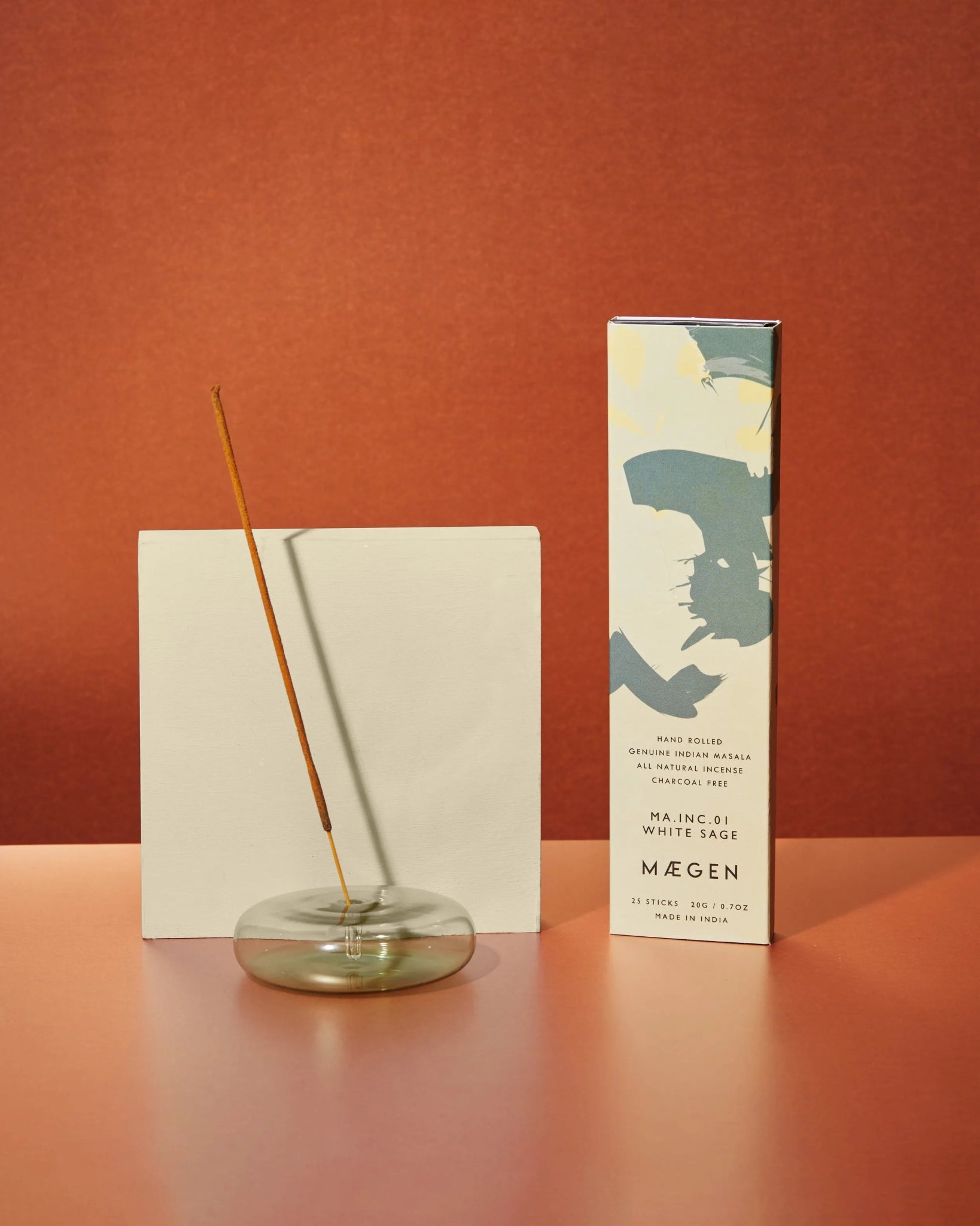MAEGEN - WHITE SAGE Räucherstäbchen (25 Stück) - Räucherstäbchen - ROSA ECK Concept Store