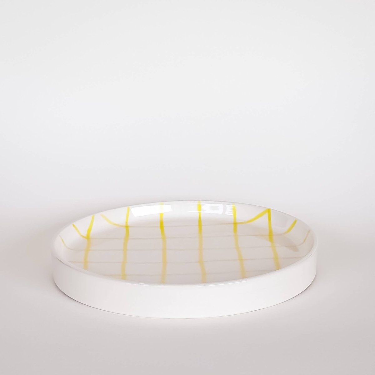 Magazin Minori - GRID Teller mit Linienraster • spiaggia yellow - Teller - ROSA ECK Concept Store