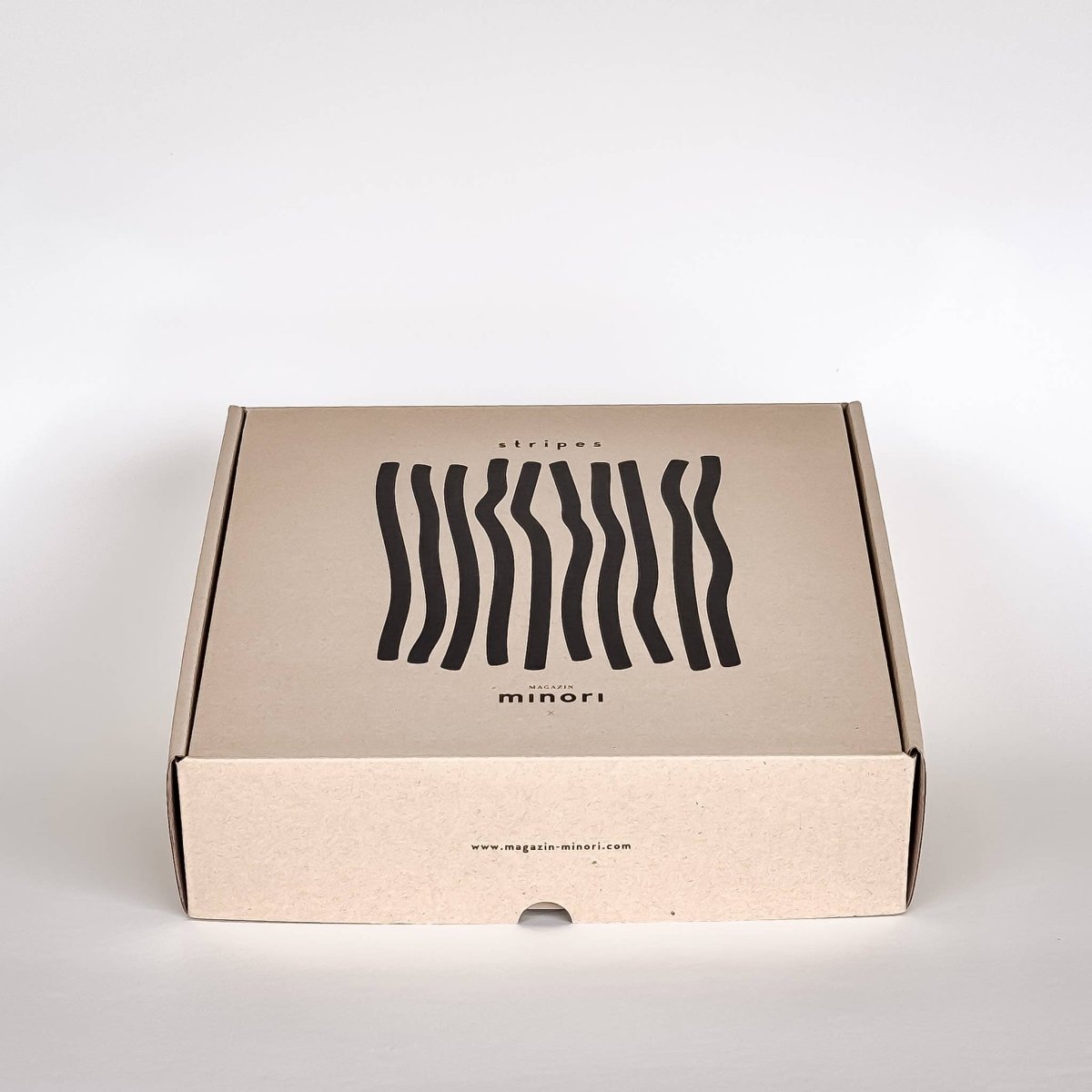 Magazin Minori - STRIPES Große Schale mit Streifen • volcano black - Schüssel - ROSA ECK Concept Store