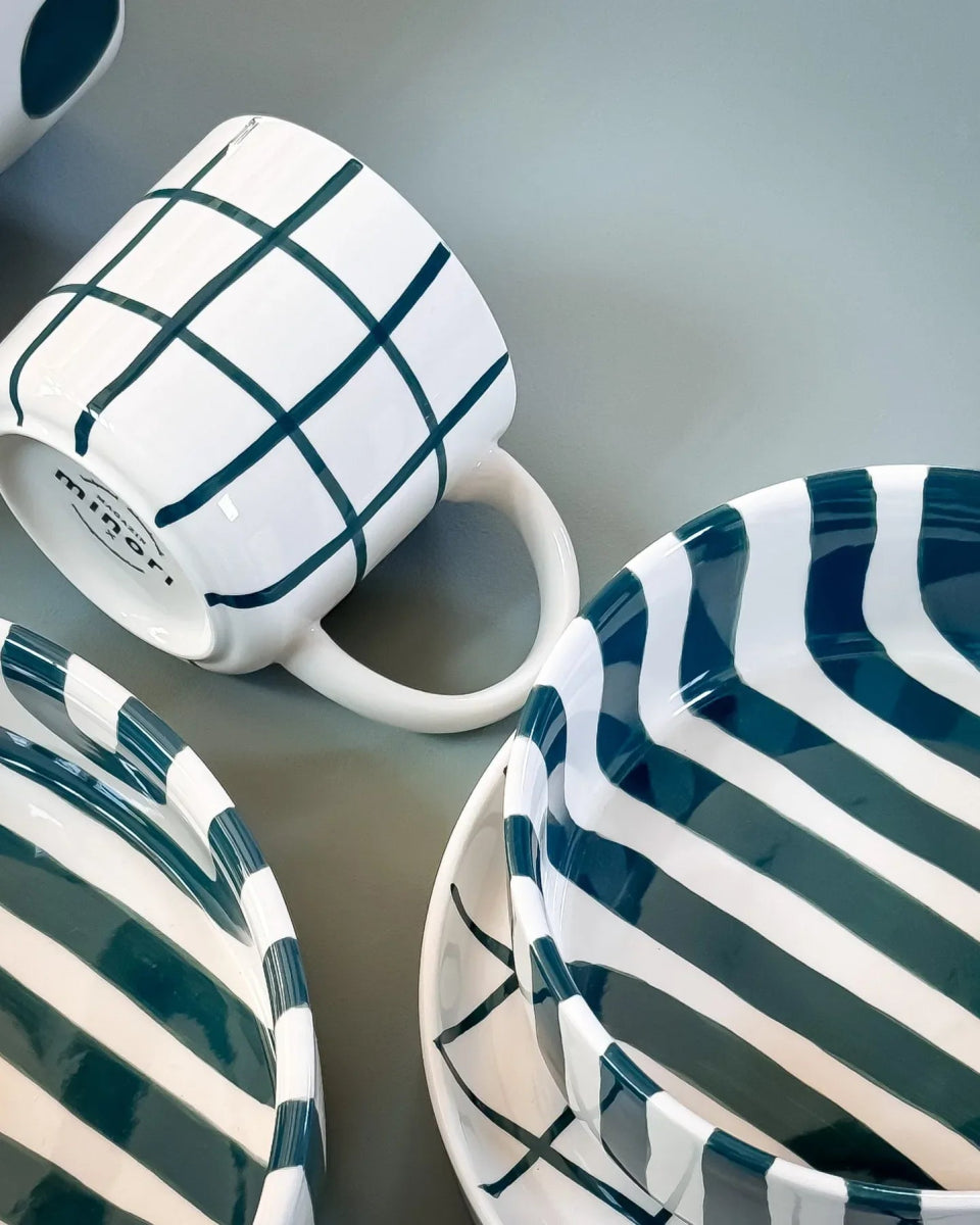 Magazin Minori - STRIPES Tasse (300 ml) • gentle green - Kaffee - und Teetasse - ROSA ECK Concept Store