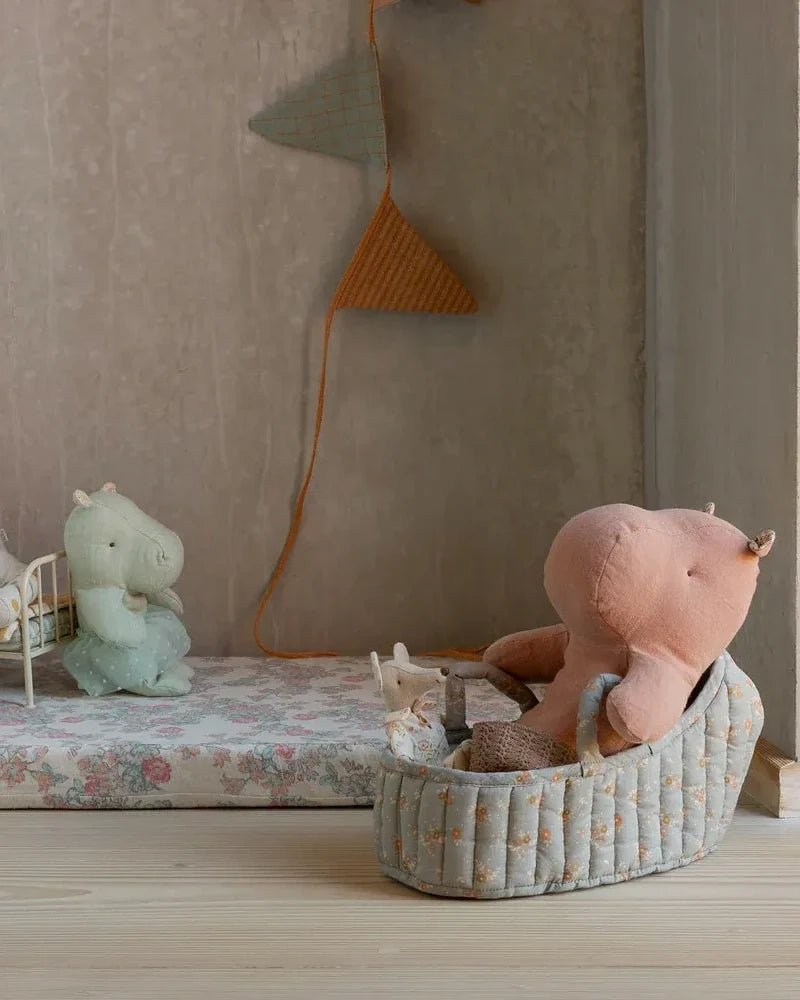Maileg - Große Tragetasche für Kuscheltier • Blau - Spielzeug - ROSA ECK Concept Store