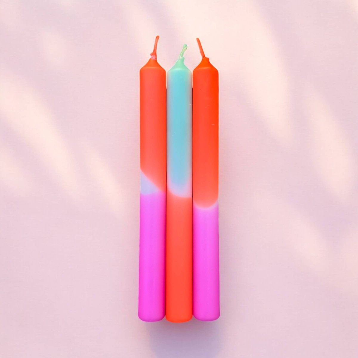 Pink Stories - DIP DYE NEON * Kerzen 2er - Set | Apple Crisp - ROSA ECK - , ,