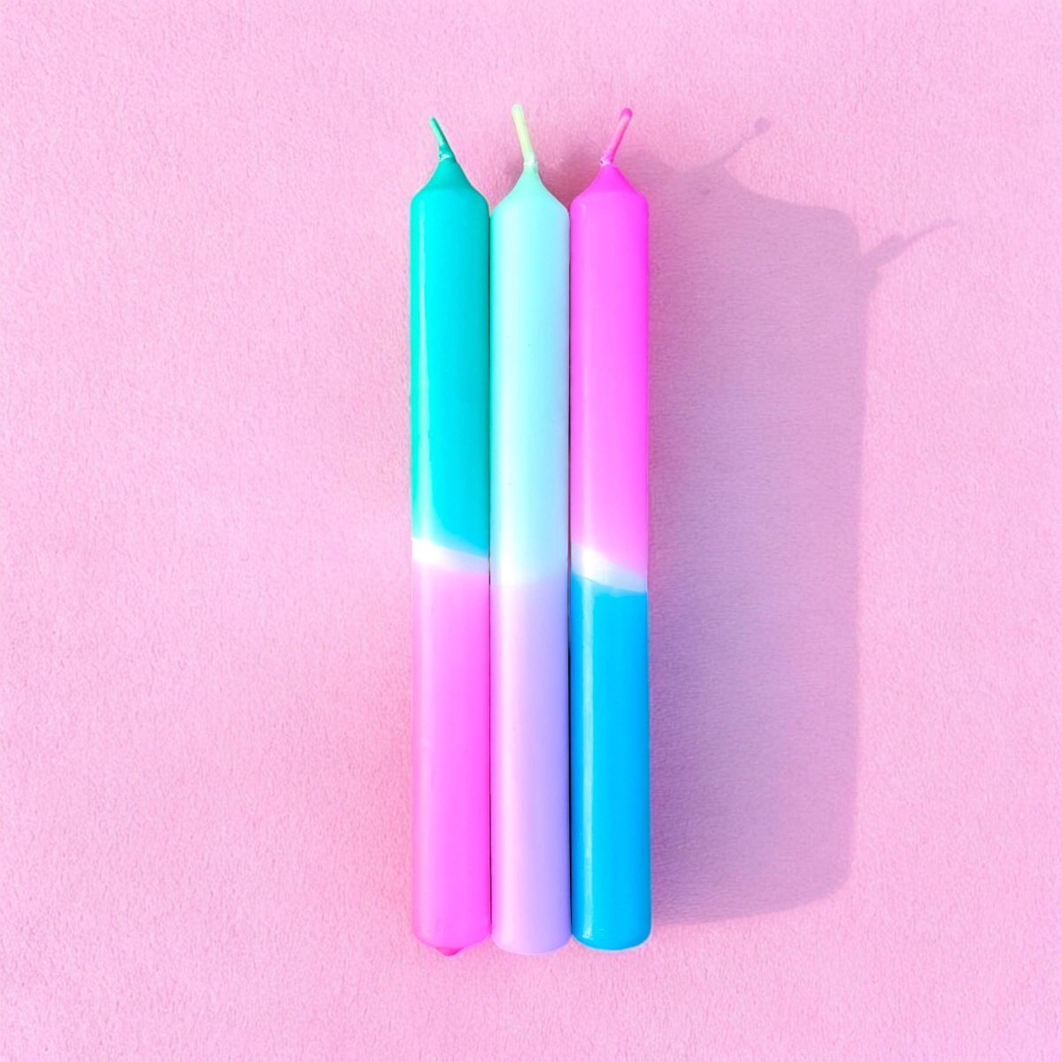 Pink Stories - DIP DYE NEON * Kerzen 2er - Set | Pineapple Blue - ROSA ECK - , ,