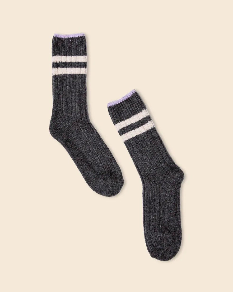 popeia - Dicke Stricksocken aus Wolle • Grau mit Streifen - Socken - ROSA ECK