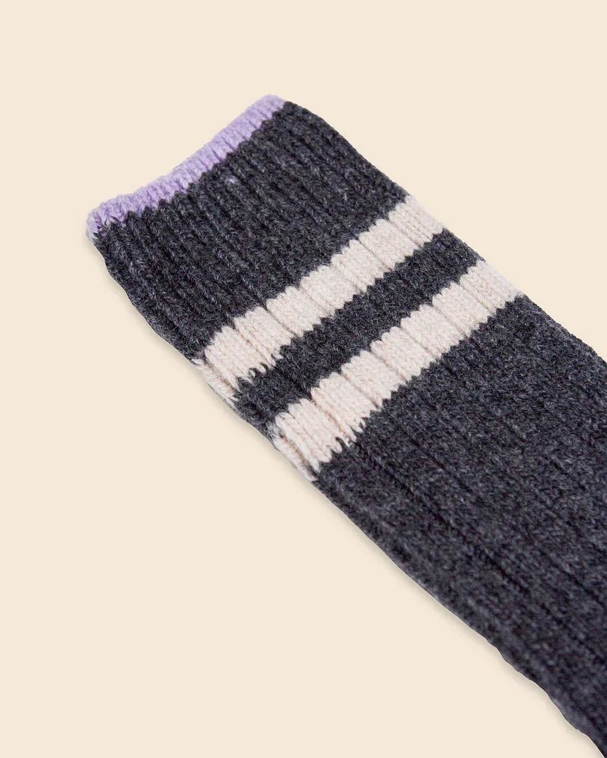 popeia - Dicke Stricksocken aus Wolle • Grau mit Streifen - Socken - ROSA ECK