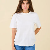 popeia - T-Shirt aus Bio - Baumwolle | Off - White - T-Shirt - ROSA ECK Concept Store
