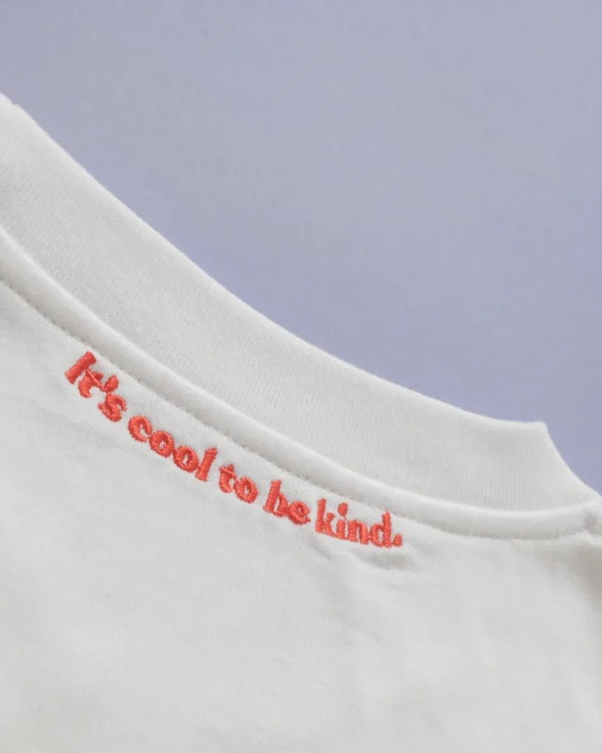 popeia - T-Shirt aus Bio - Baumwolle | Off - White - T-Shirt - ROSA ECK Concept Store