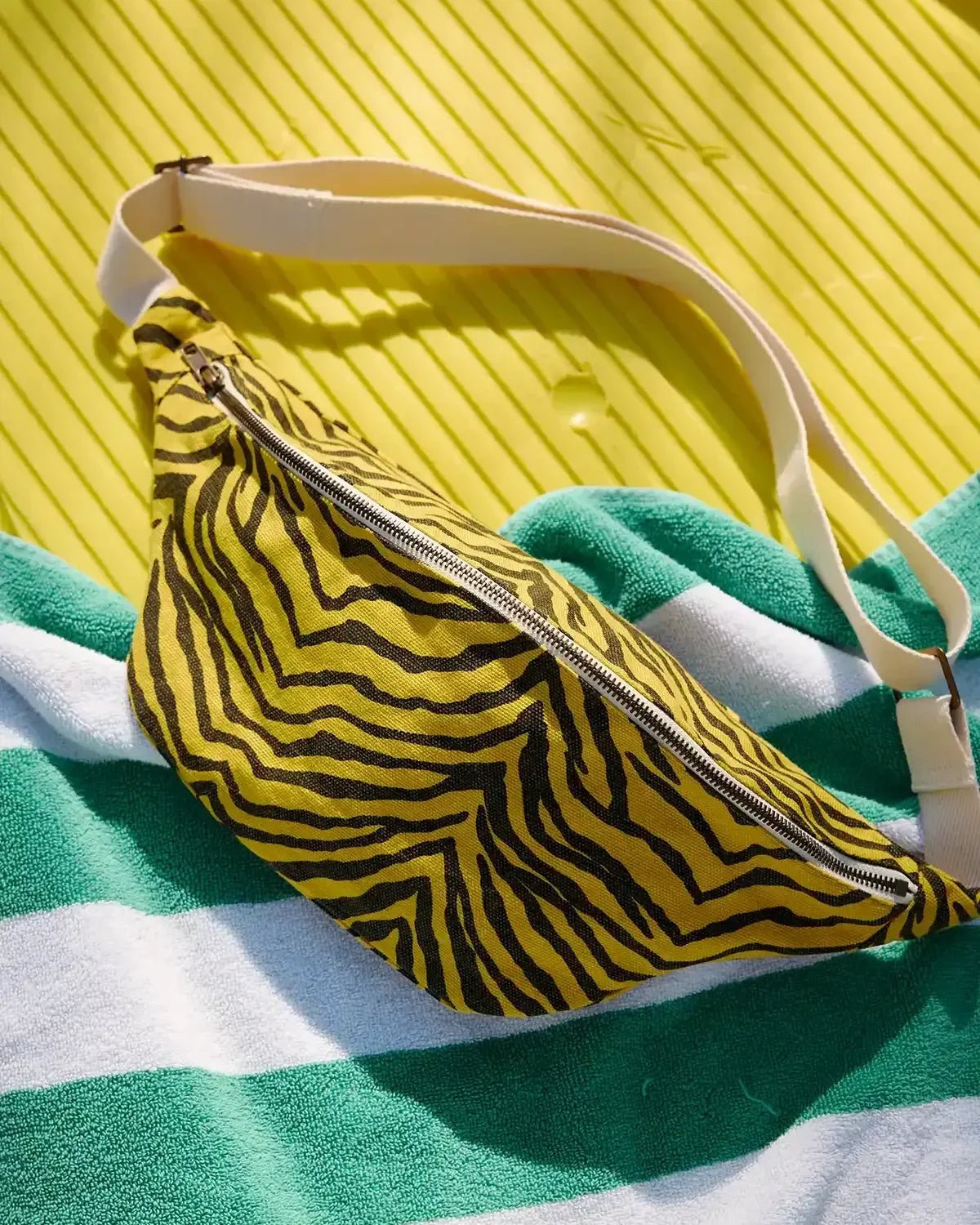 Rose in April - BANANA Bauchtasche • Zebra Bambou/Black - Bauchtasche - ROSA ECK