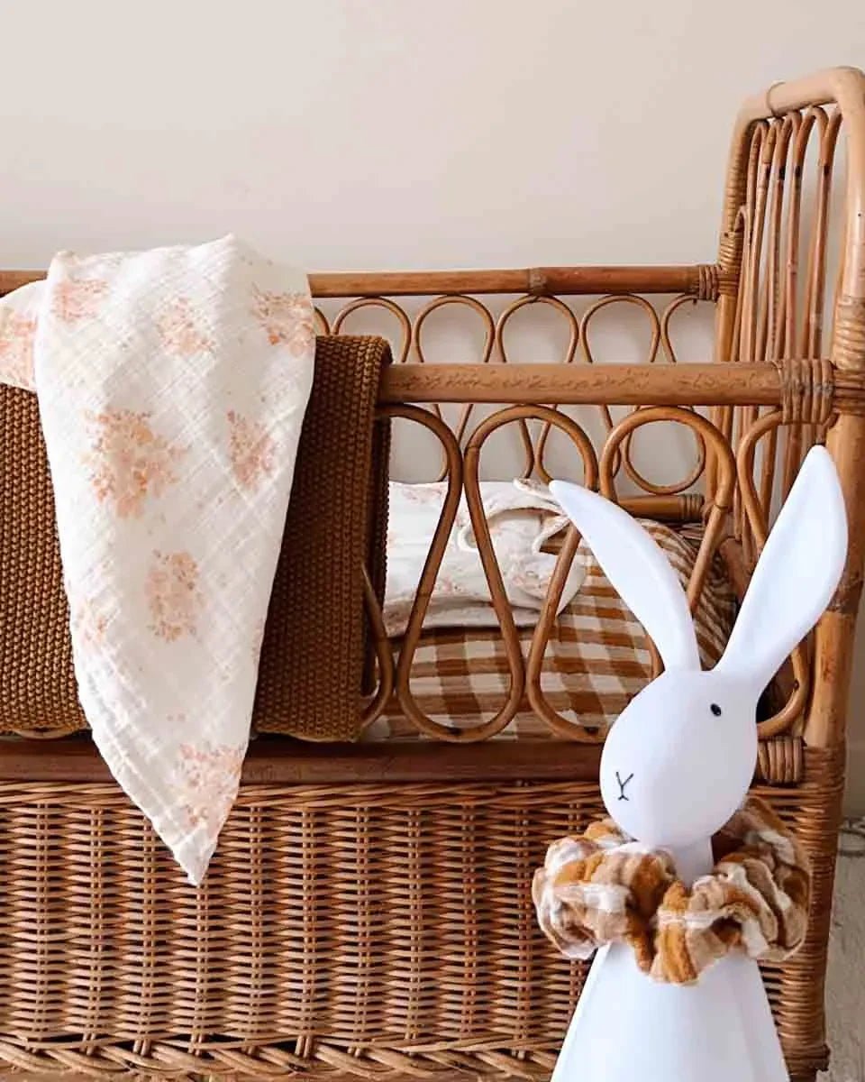 Rose in April - CHOUCHOU Haargummi • Vichy Caramel - Haargummi - ROSA ECK