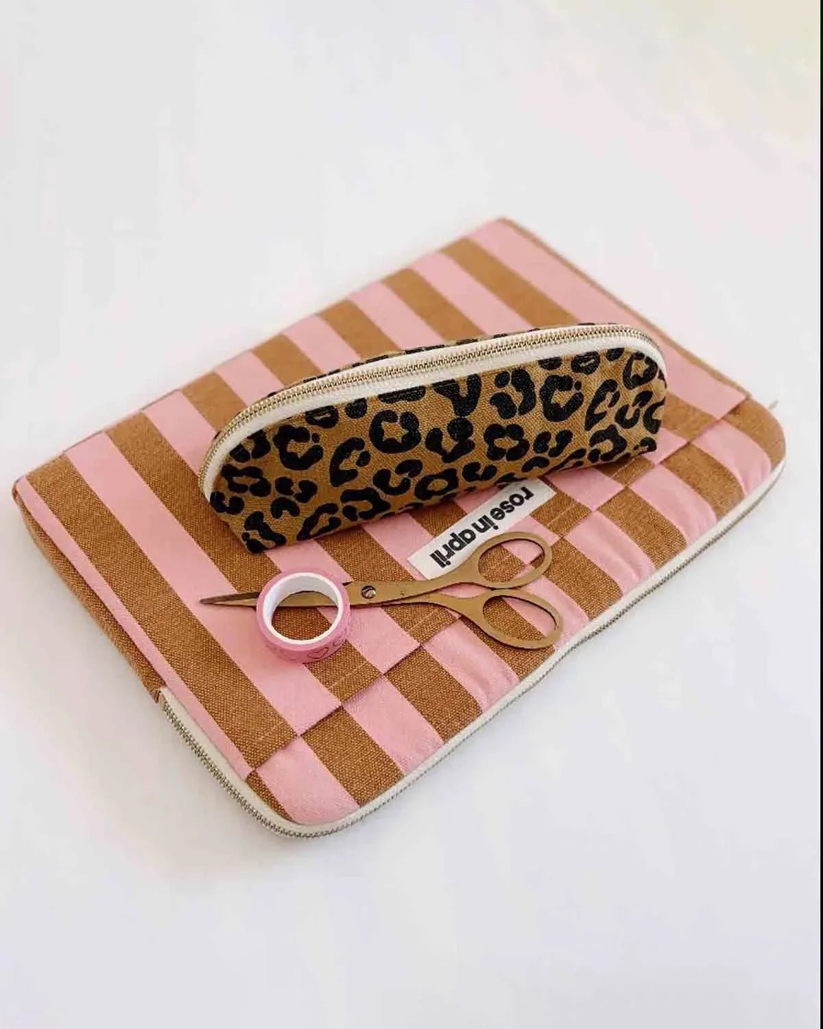 Rose in April - GASTON Federmäppchen • Graou Caramel - Federmäppchen - ROSA ECK