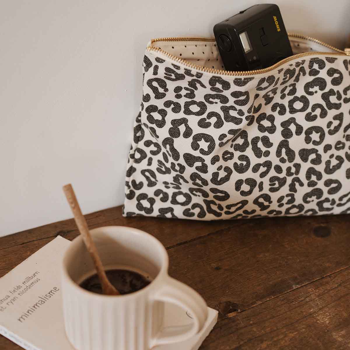 Rose in April - LILI Handtasche | Leo Weiß - Beutel - ROSA ECK Concept Store