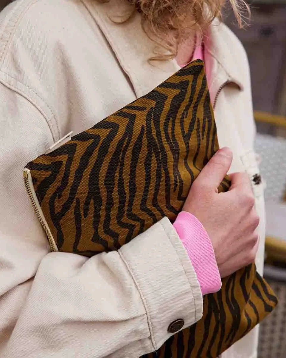 Rose in April - LILI Handtasche | Zebra Tapenade Black - ROSA ECK Concept Store