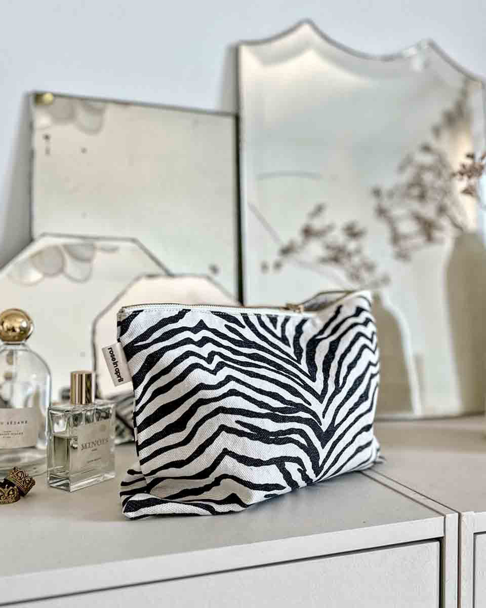 Rose in April - LILI Handtasche | Zebre Greige / Black - Beutel - ROSA ECK -