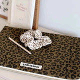 Rose in April - MAYA Laptoptasche (15/16 Zoll) • Leopard Olivgrün - ROSA ECK Concept Store