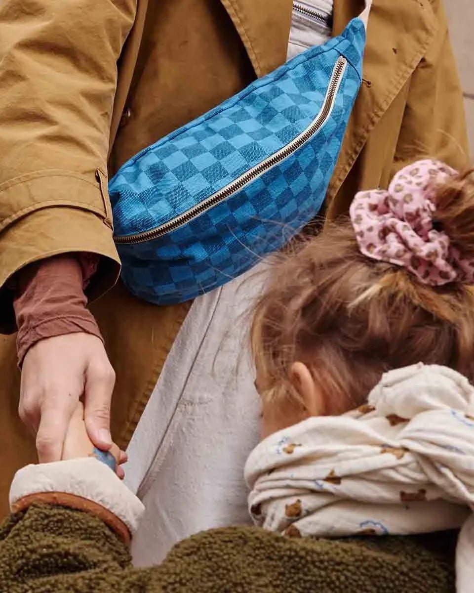 Rose in April - SCRUNCHIE Haargummi | Mini - Graou Candy Pink - ROSA ECK Concept Store