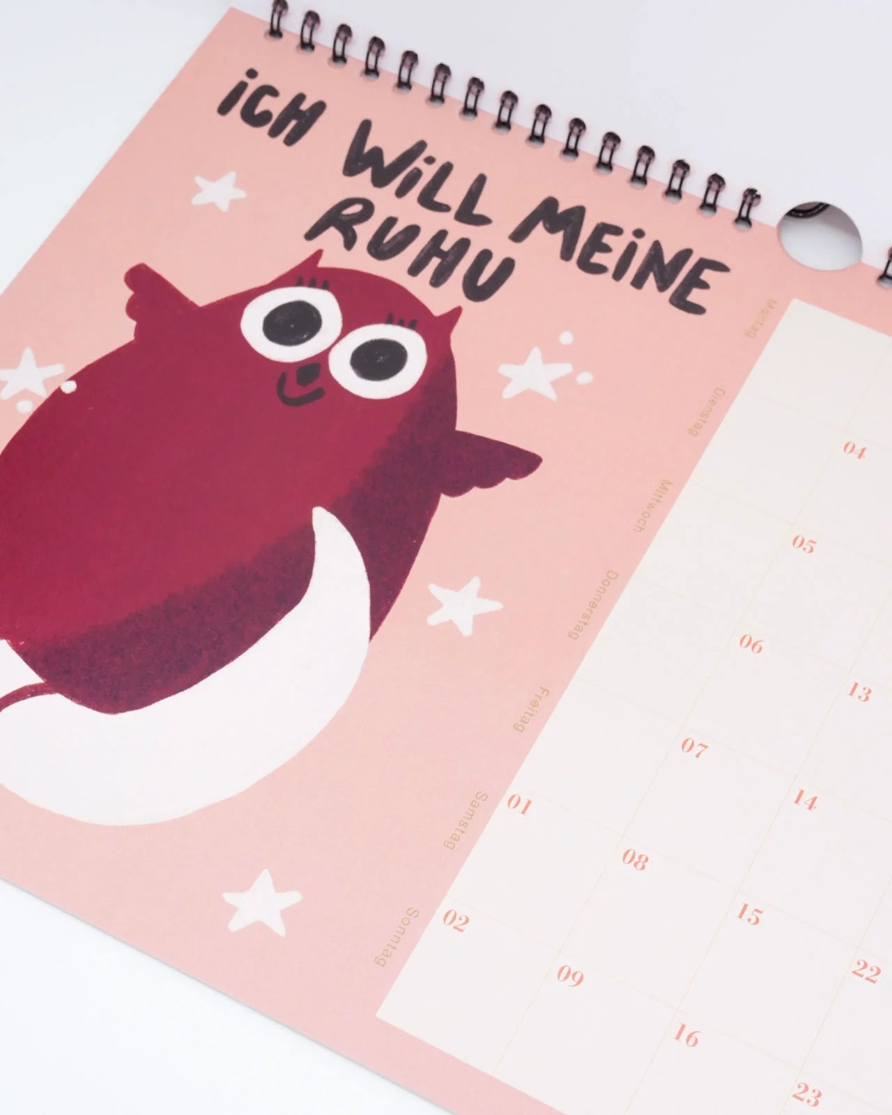 Slinga Illustration - Der Faule Kalender (2026) - Kalender - ROSA ECK Concept Store