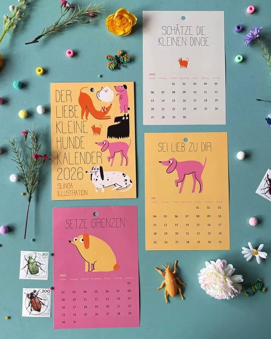 Slinga Illustration - Der Liebe Kleine Hunde Kalender (2026) - Kalender - ROSA ECK Concept Store