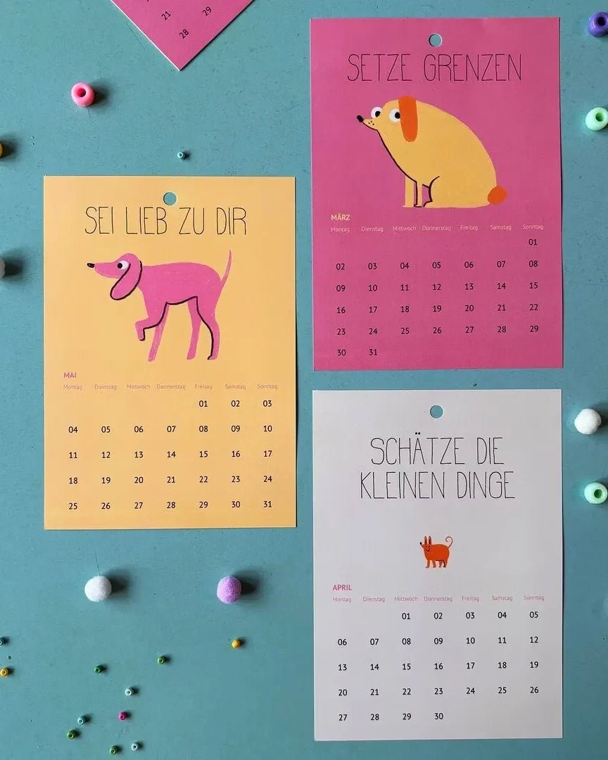 Slinga Illustration - Der Liebe Kleine Hunde Kalender (2026) - Kalender - ROSA ECK Concept Store