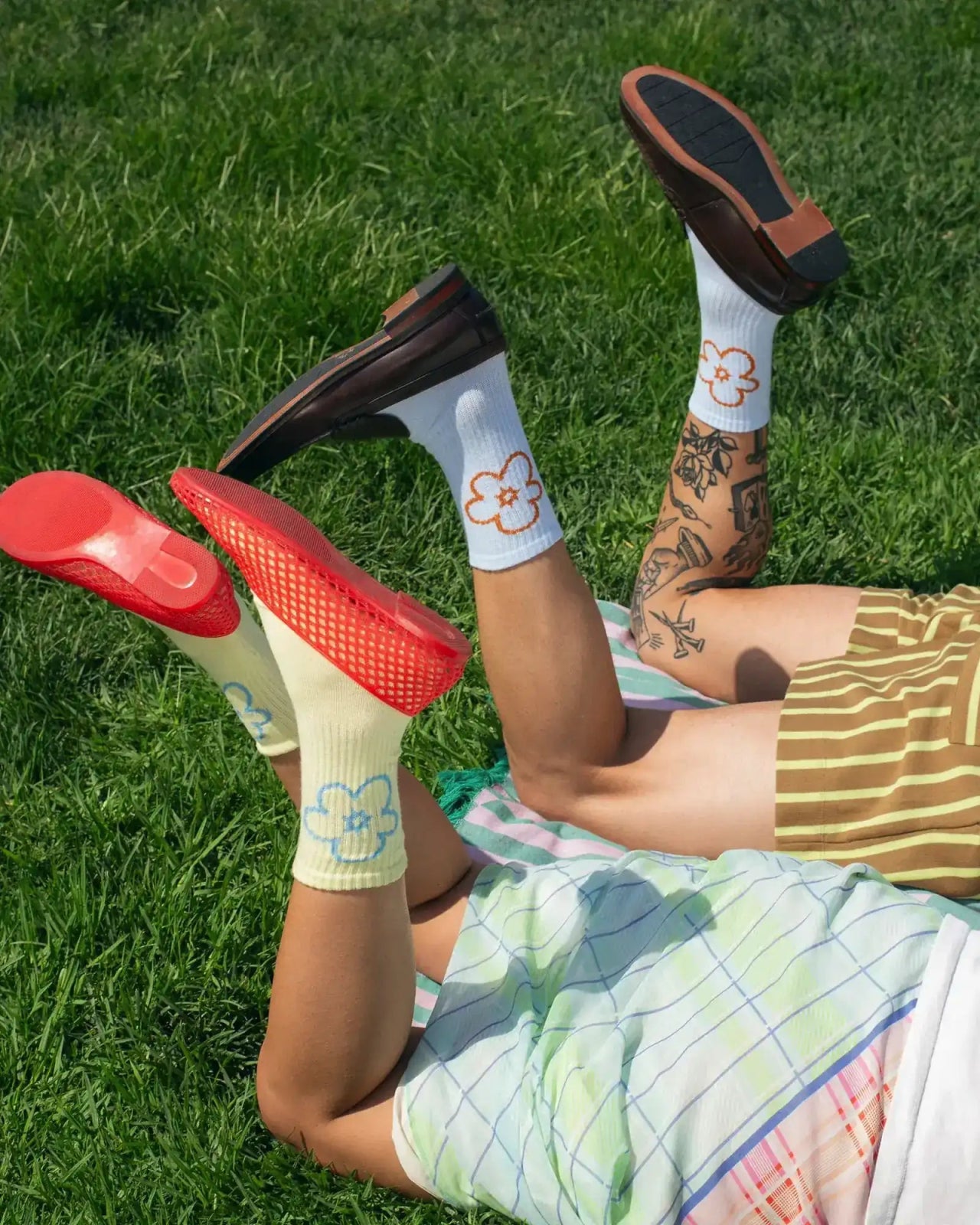 Tarta Gelatina - CRY CLUB Socken – Gelb mit Blumen - Motiv - Socken - ROSA ECK Concept Store