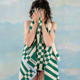 Tarta Gelatina - MARINA Badetuch mit Streifen • Grün - ROSA ECK Concept Store